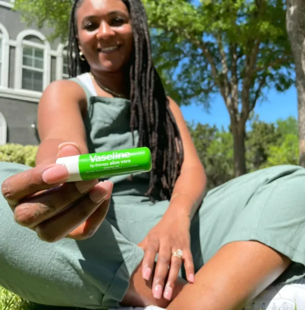 Vasoline Lip Therapy Aloe Moisturizing Balm Pack