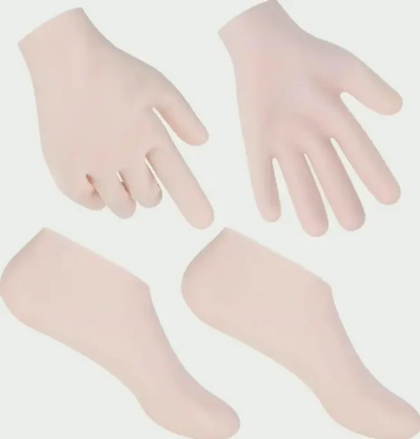 Two Pairs Moisturizing Hand-Wear and Foot-Wear